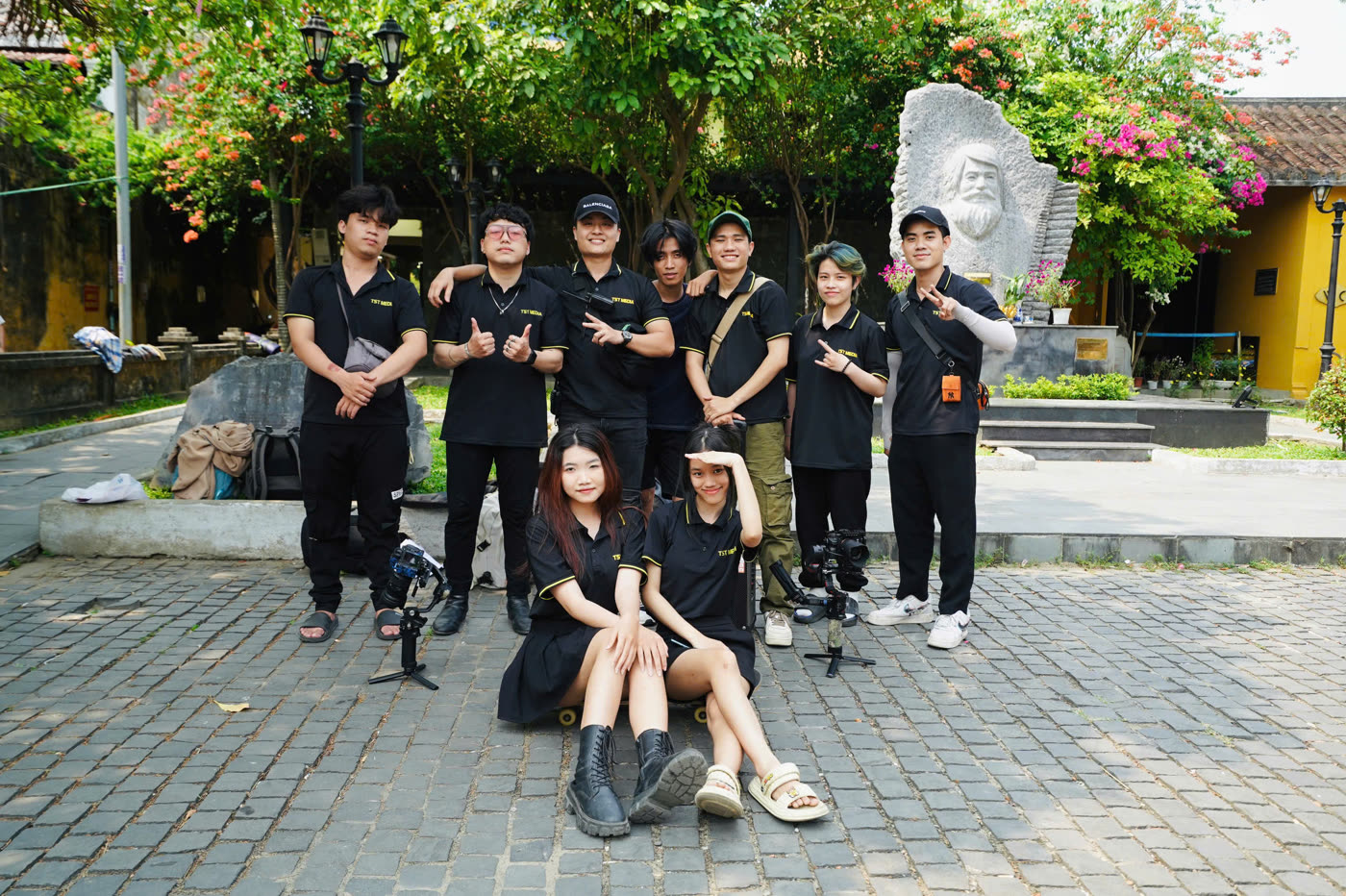 Đội ngũ TST Marketing Agency của Đoàn Minh Thắng